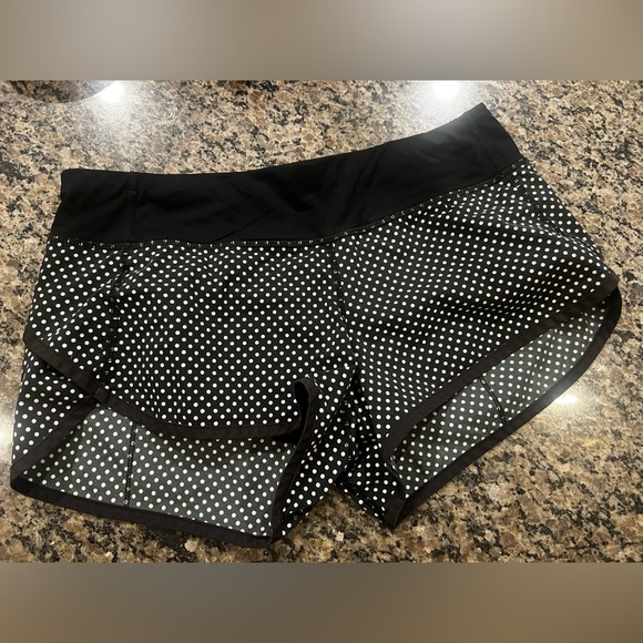 Lulu lemon running shorts speed up low rise - Picture 1 of 9